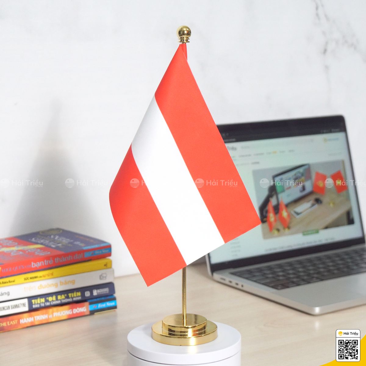 co ao de ban de don inox ma vang