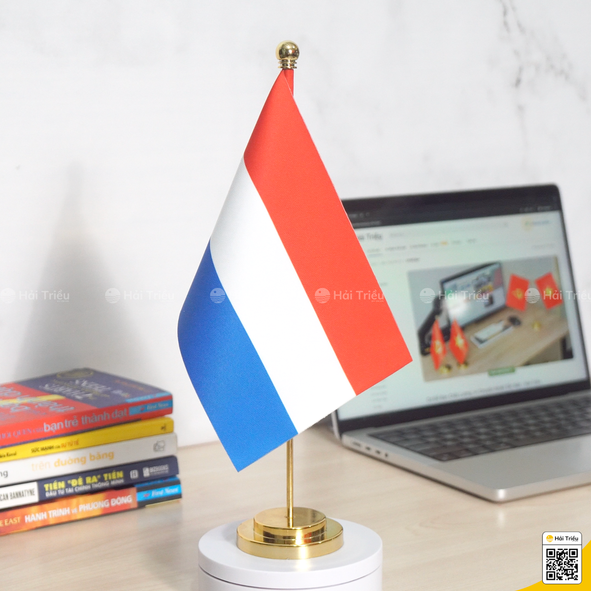 co ha lan de ban de don inox ma vang