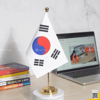 co han quoc de ban de don inox ma vang