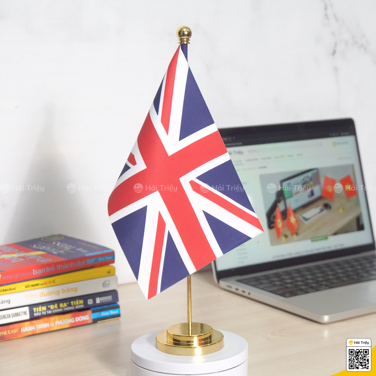 co vuong quoc anh de ban de don inox ma vang