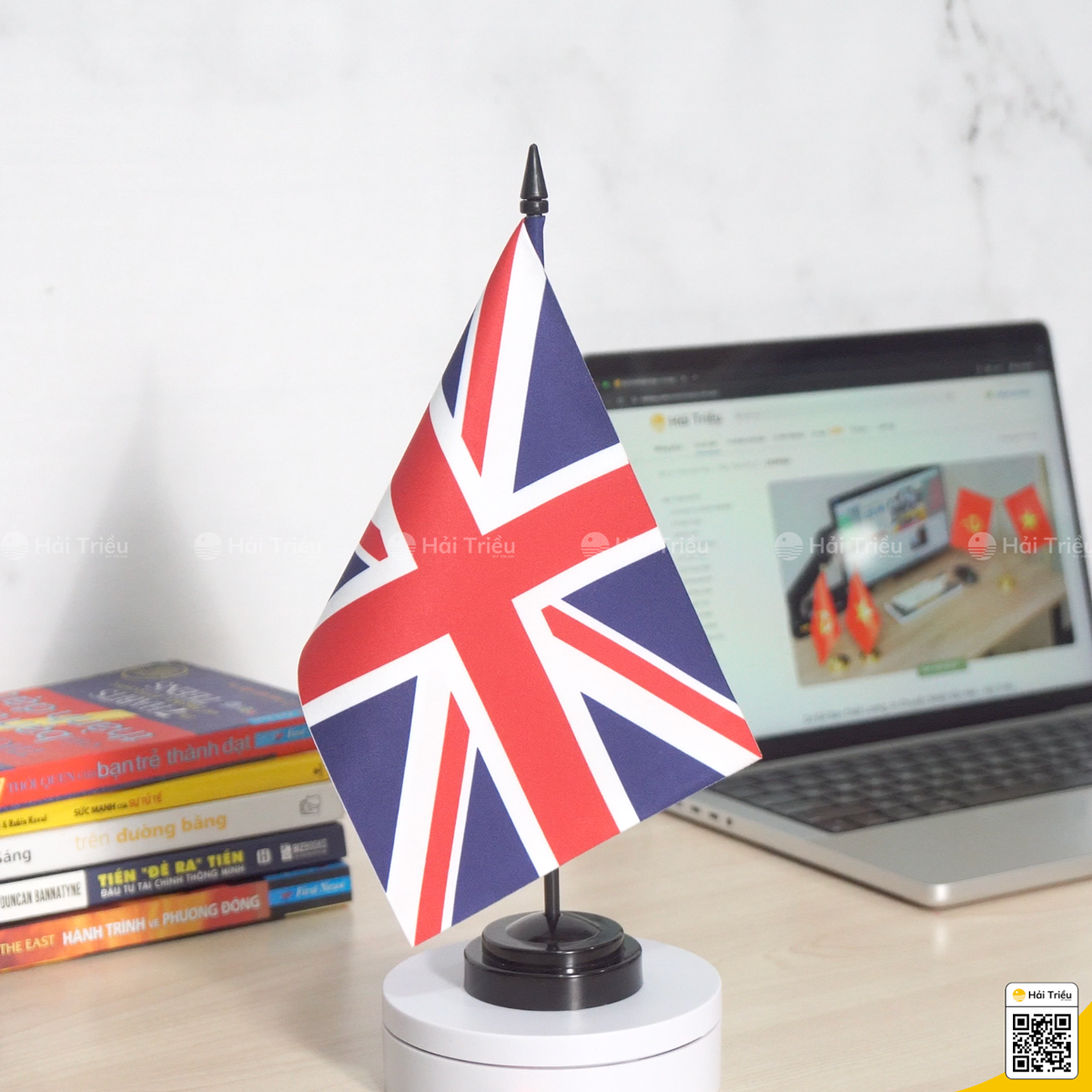 co vuong quoc anh de ban de don nhua