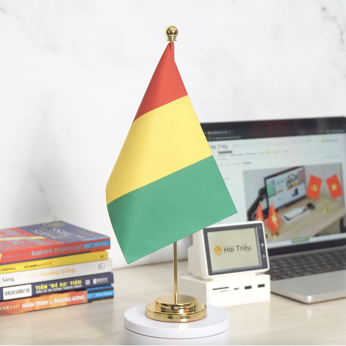 co guinea de ban de don inox ma vang